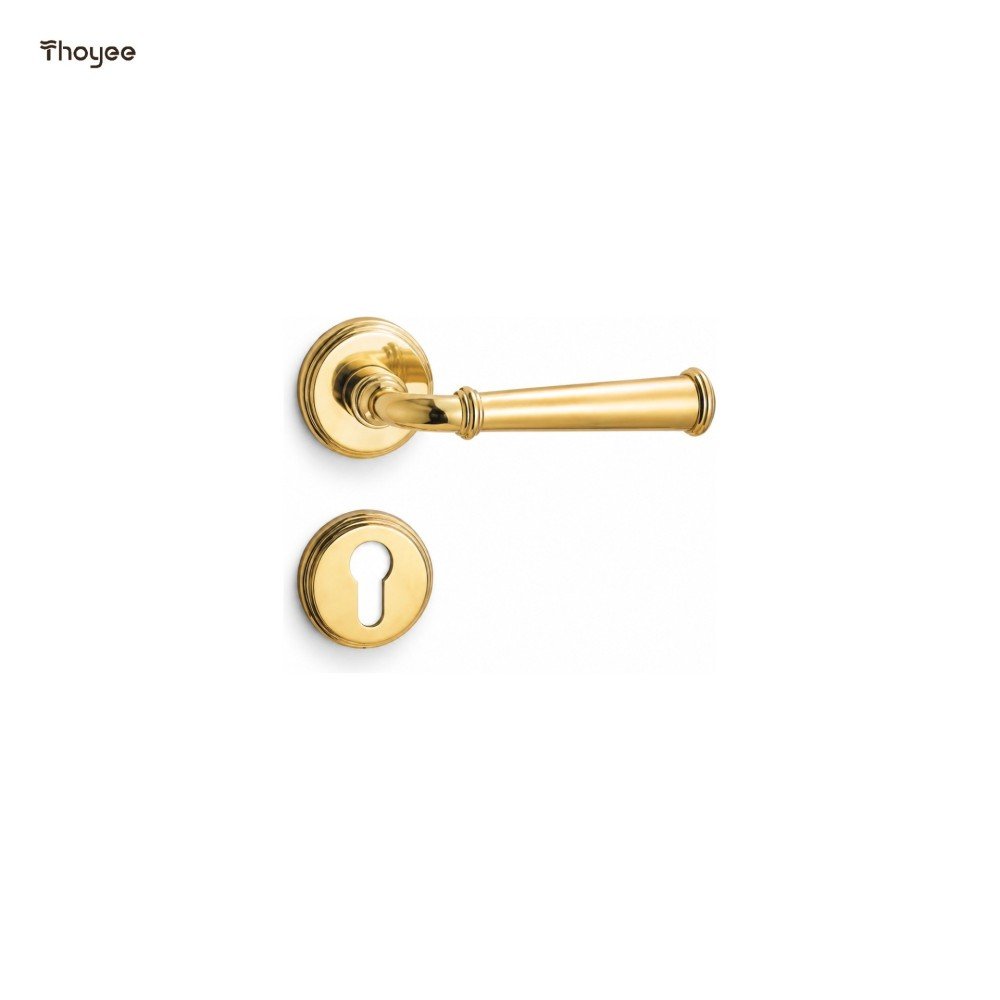 MS-TZKY-007 — Classic Brass Lever Door Handle on Round Rose